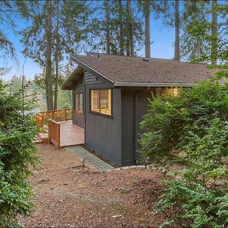 Lakebay Cottage エクステリア 写真
