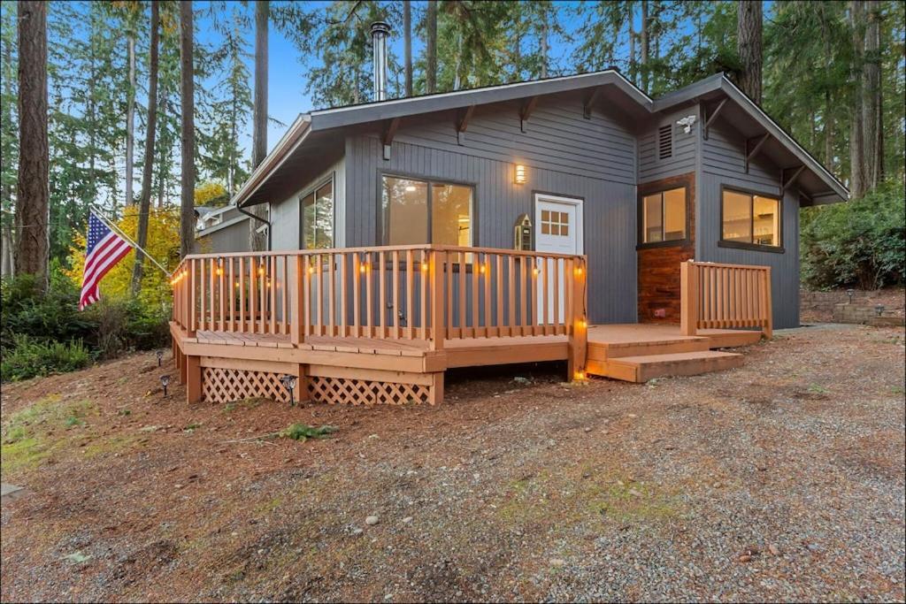 Lakebay Cottage エクステリア 写真